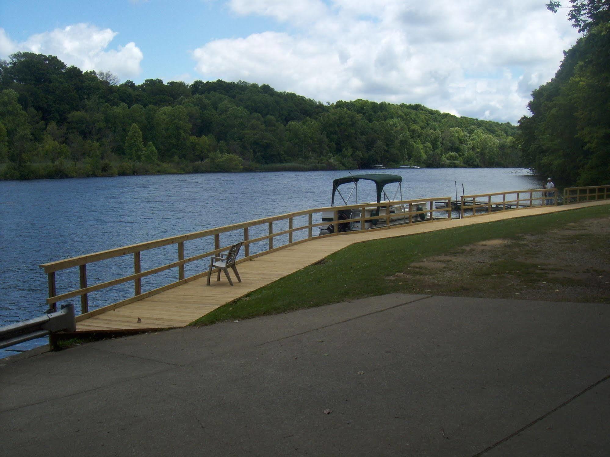 Bear Cave Rv Campground Buchanan Exterior foto